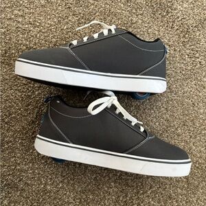 NEW Woman’s Size 11 Heelys